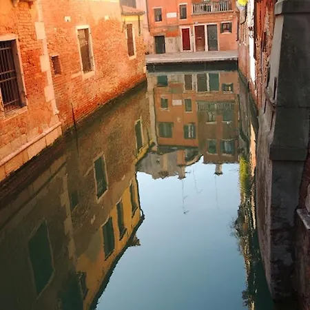 Old Monastery * Venedig